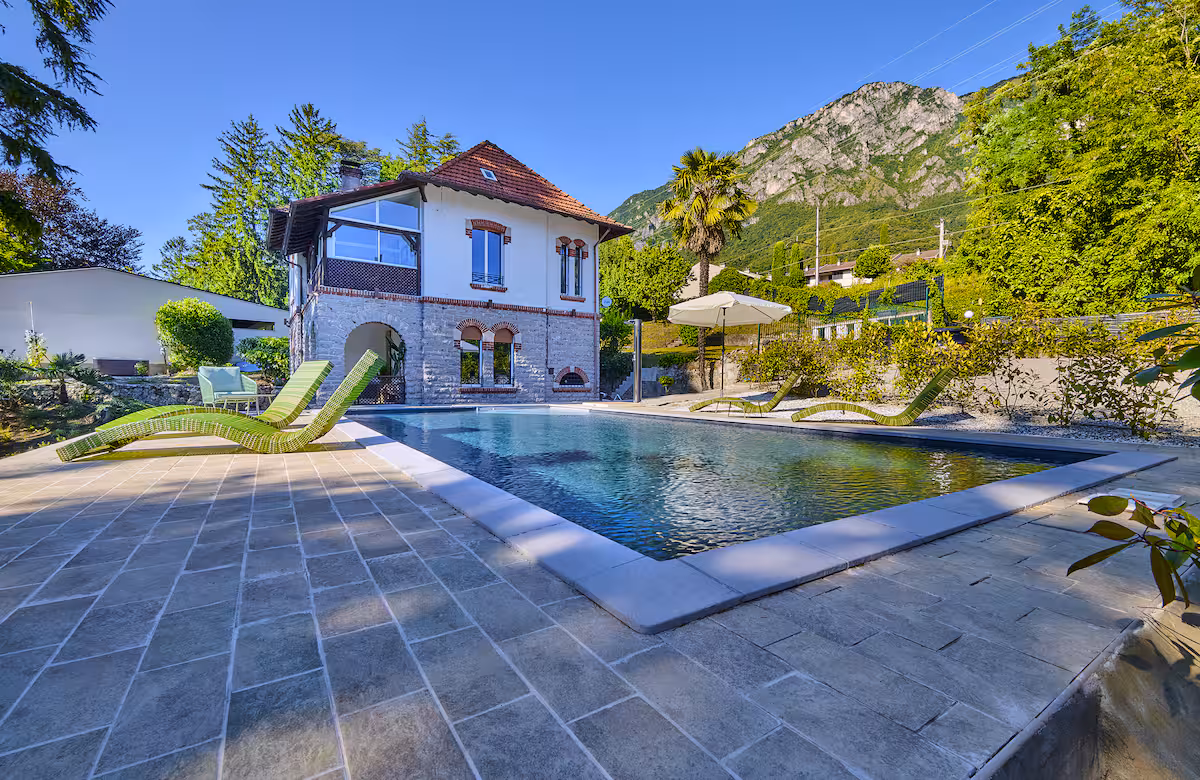 Villa Velia — slide 5